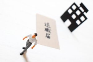 ②「無能」と振る舞って昇進をさける『創造的無能』