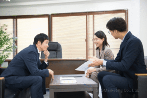 セールストークで効果を発揮する2つの手法とは？