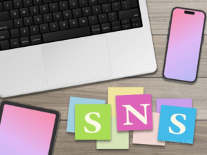 SNSやCRMから情報を収集する