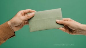 本業(学費)ではなく主軸は「寄付」