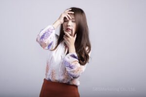 現実を直視することでプライドが傷つくことを恐れて責任転嫁する