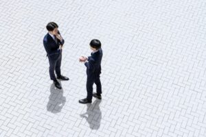 信頼関係の構築や円滑なコミュニケーションに役立てる手法例