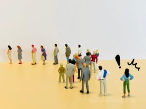 「勝ち馬」に乗ろうとする心理