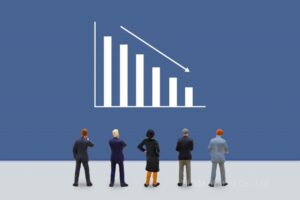 ⑥社内だけでなく社外の評判も低下