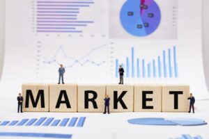 ①「高価格」に設定しても購入者を一定数見込めるか